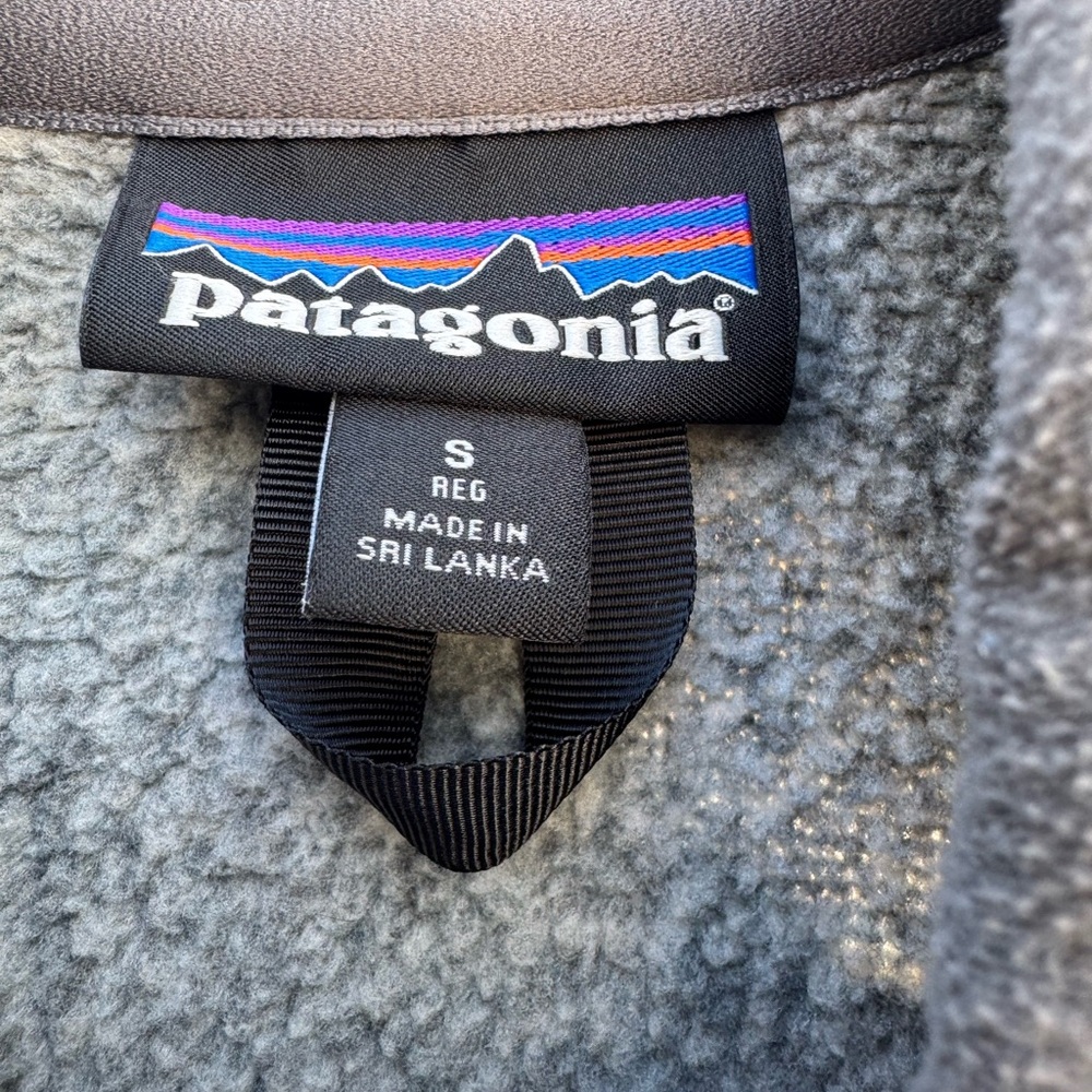 Men’s Patagonia Better Sweater Fleece Vest Size Small - Picture 6 of 8